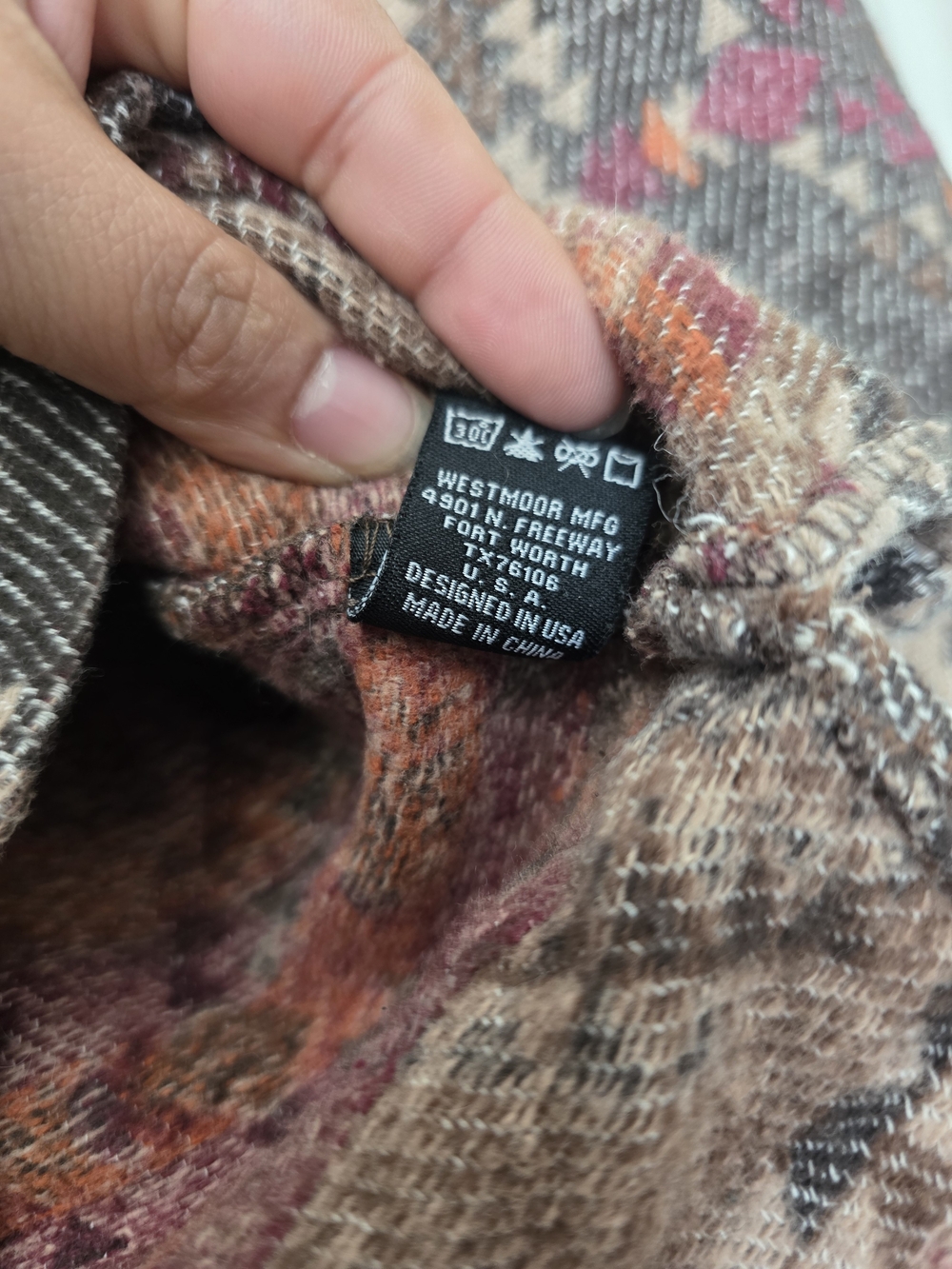 Pink & Gray Aztec Patterned Utility Jacket - Picture 3 of 3